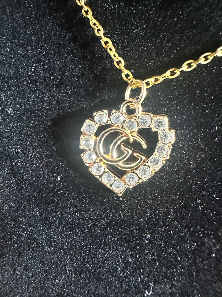 The “White Heart” Necklace