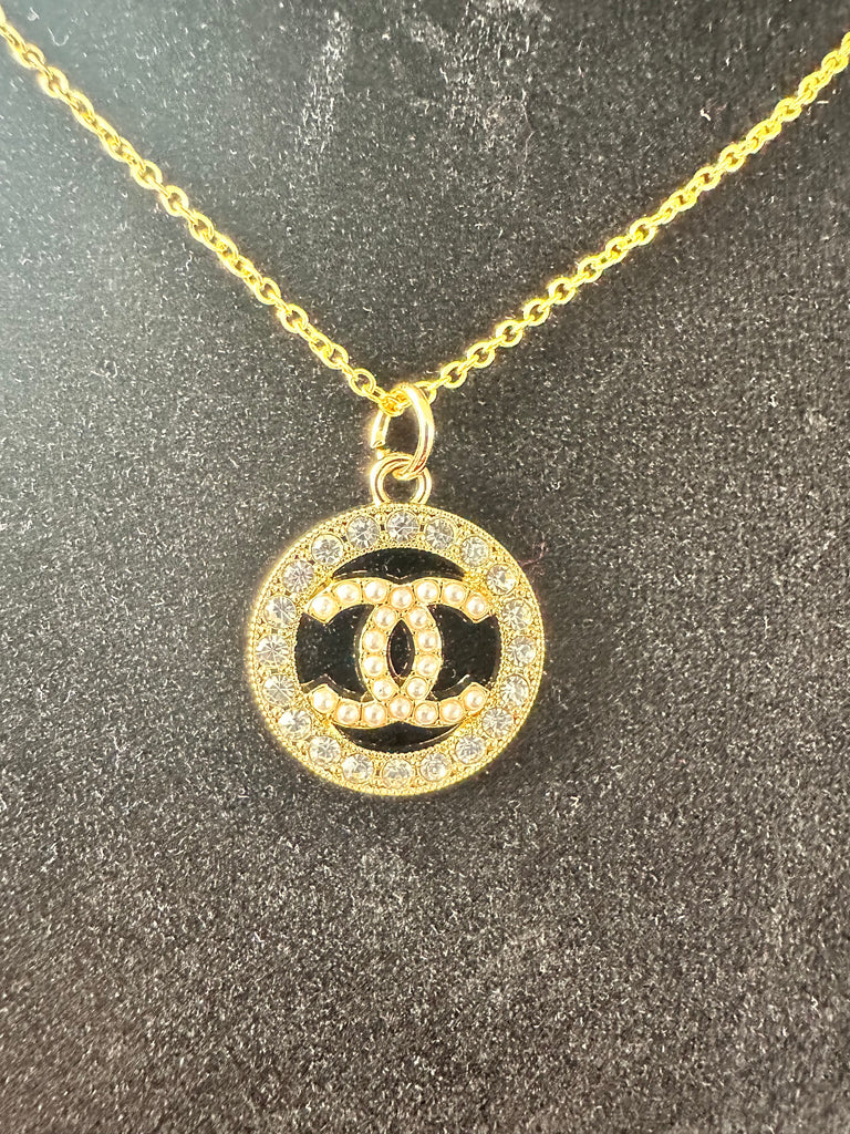 The “Pearl CC” Necklace