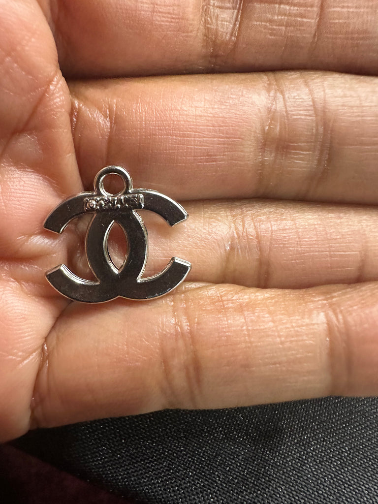The “Silver Script CC” Necklace