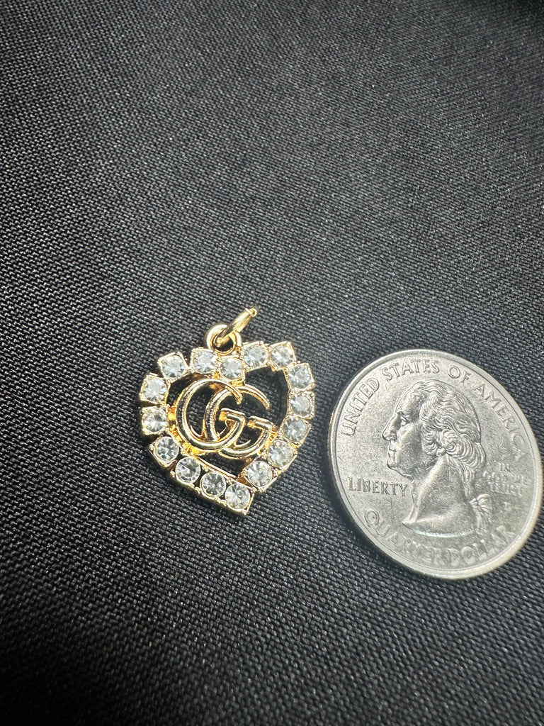 The “White Heart” Necklace