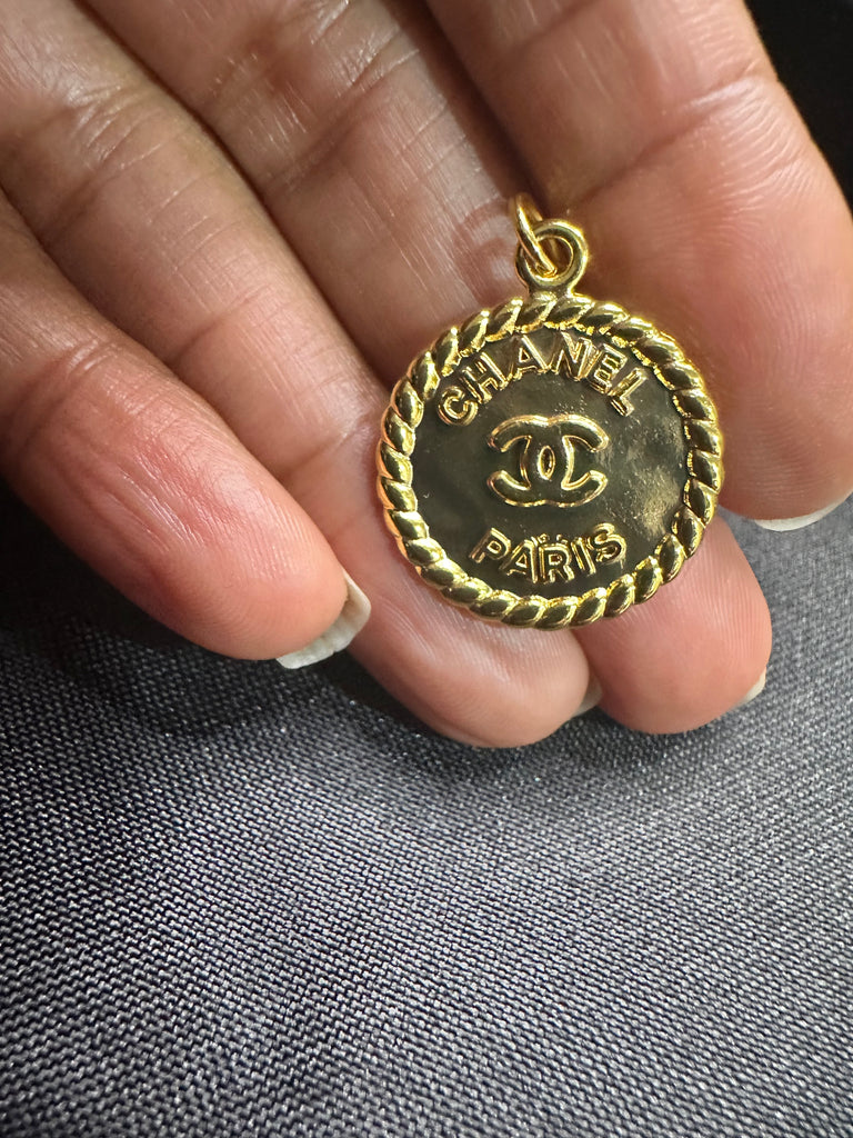 The “5 CC” Necklace