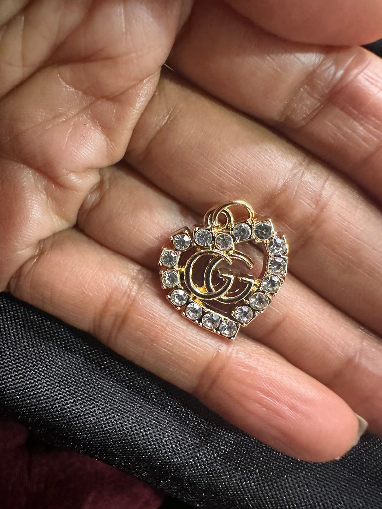 The “White Heart” Necklace